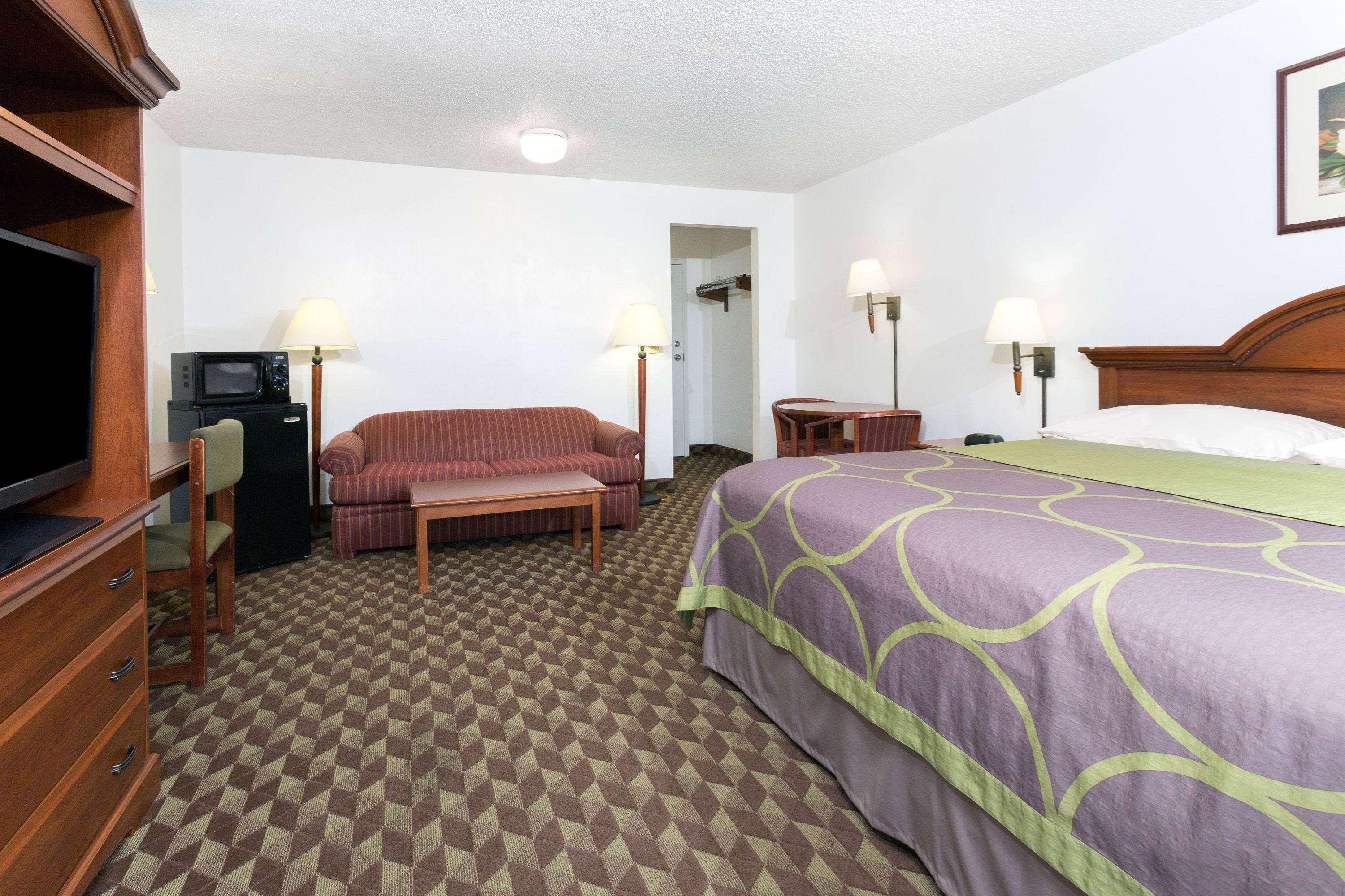 Super 8 By Wyndham Riviera Beach West Palm Beach Exteriör bild